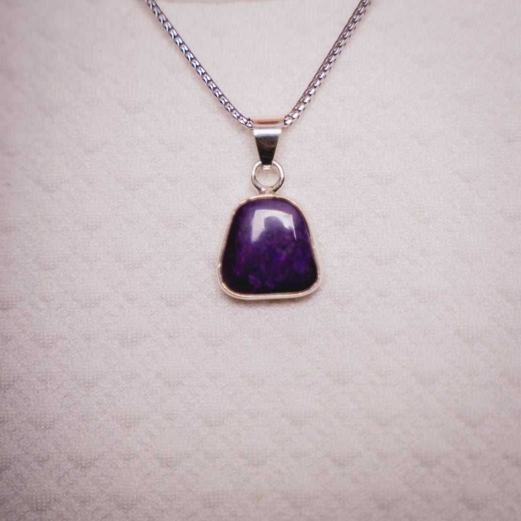 Sugilite Gemstone Pendant Necklace, Sugilite Necklace, Sugilite Stone Necklace, Sugilite Jewelry, Sugilite Crystal, Sugilite Gemstone